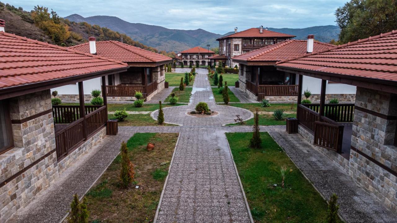 Mentor Resort Gaytaninovo エクステリア 写真